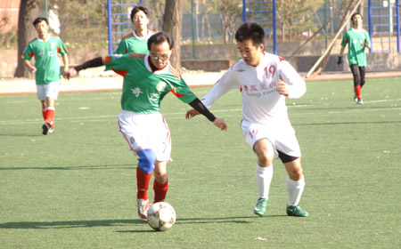 中国网络媒体足球精英赛1/2决赛战报